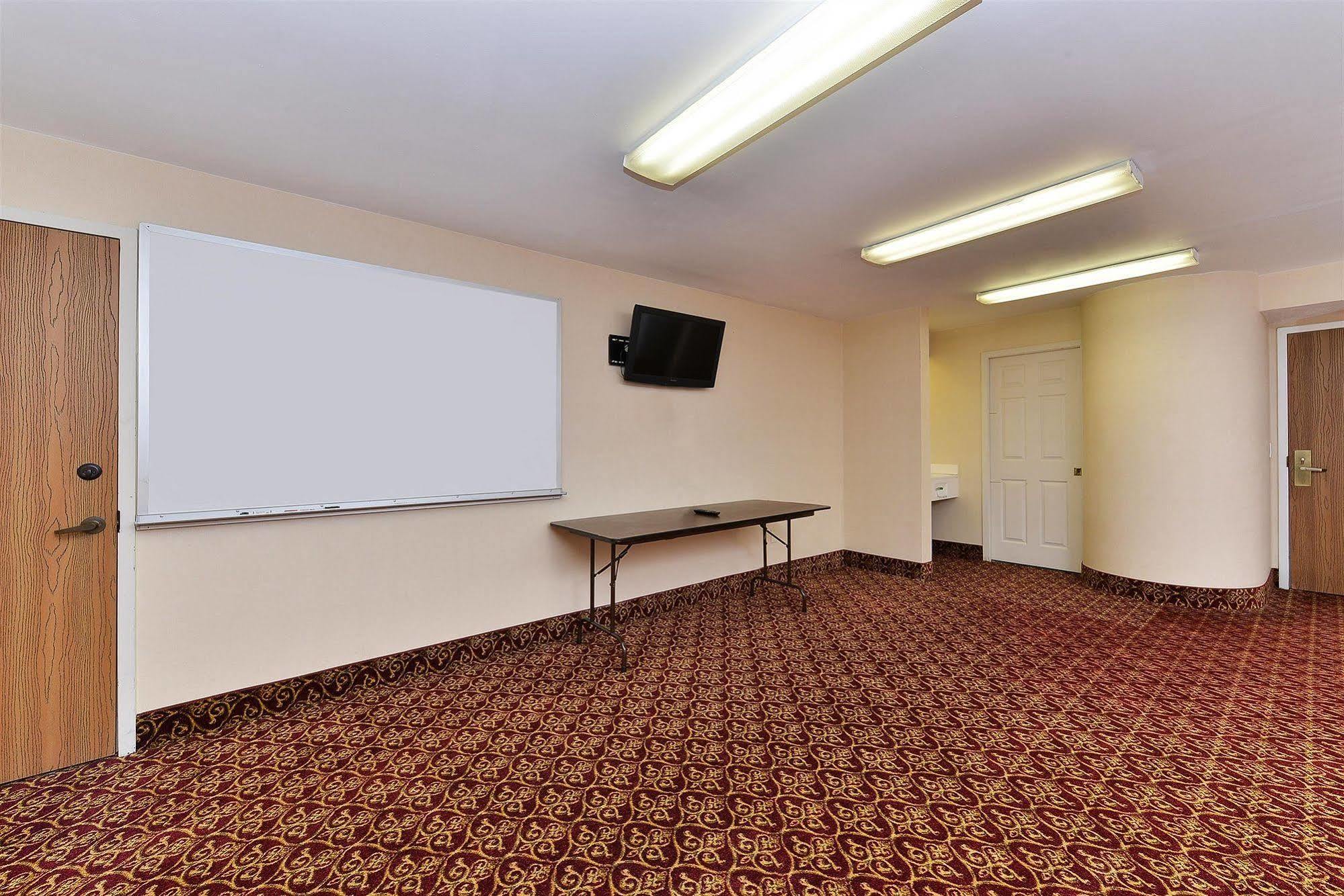 America'S Best Value Inn & Suites, Atlanta - Morrow Esterno foto